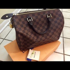 Louis Vuitton Speedy